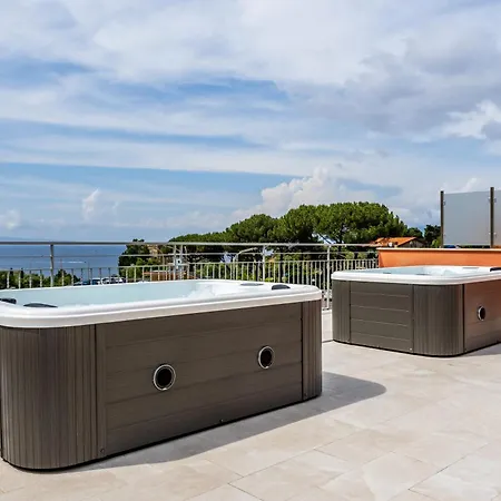 Futura Funky House - De Vivo Realty 公寓